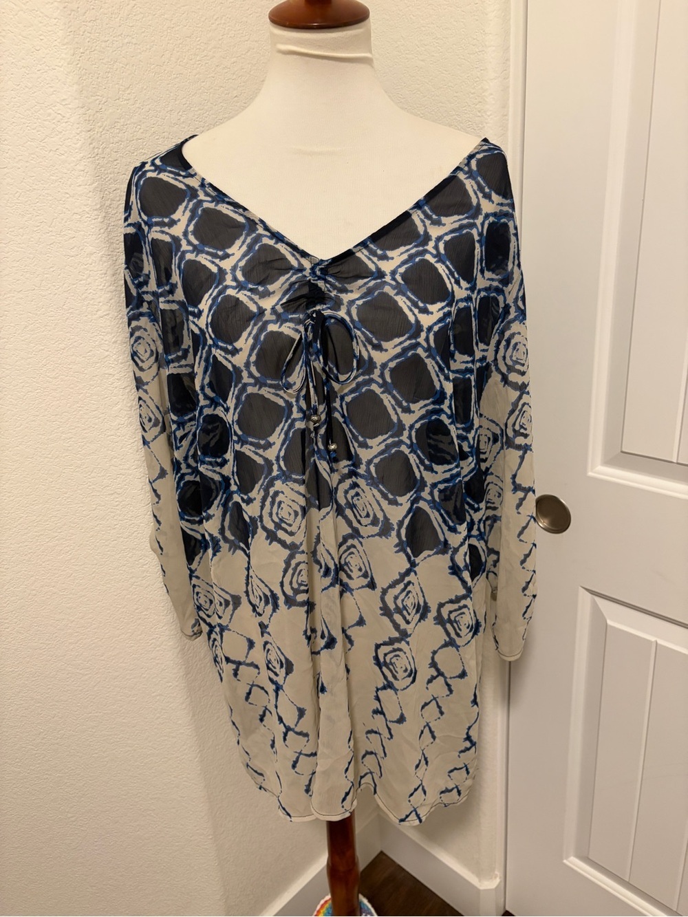 Avenue Navy and Blue Abstract Print Blouse